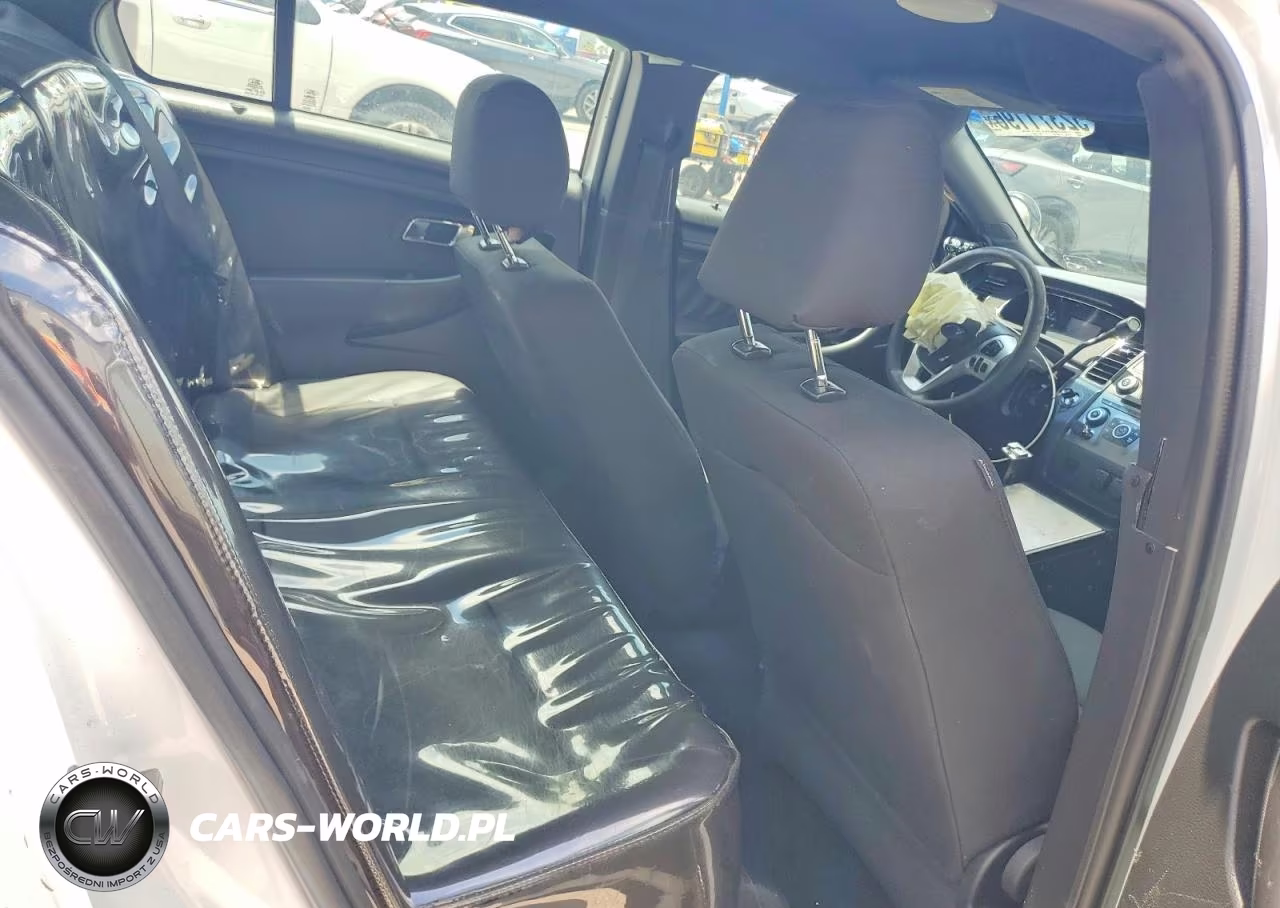 2017 Ford Taurus Police Interceptor VIN:1FAHP2L82HG113419 - 10