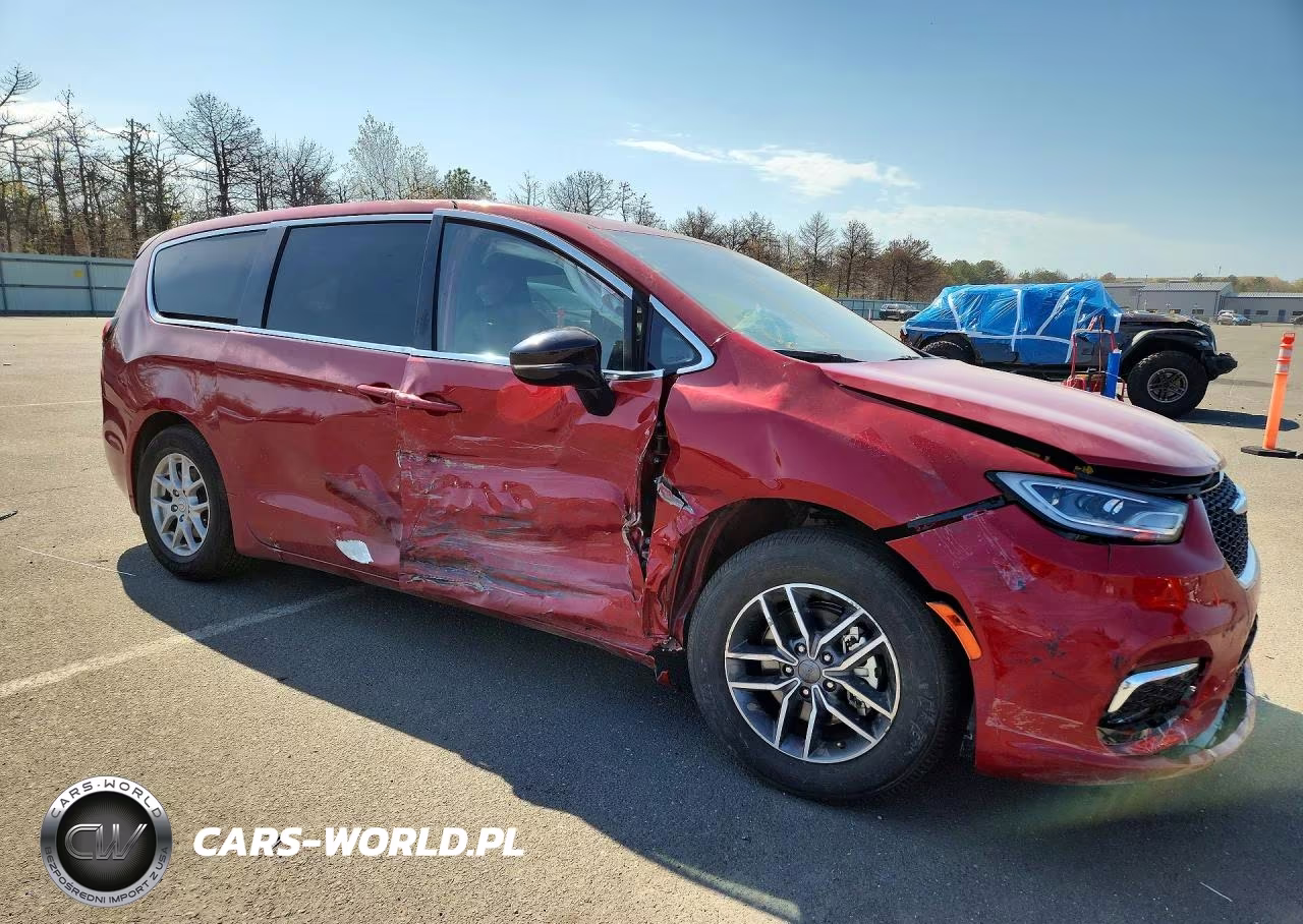 2025 Chrysler Pacifica Select VIN:2C4RC1BG4SR614492 - 4