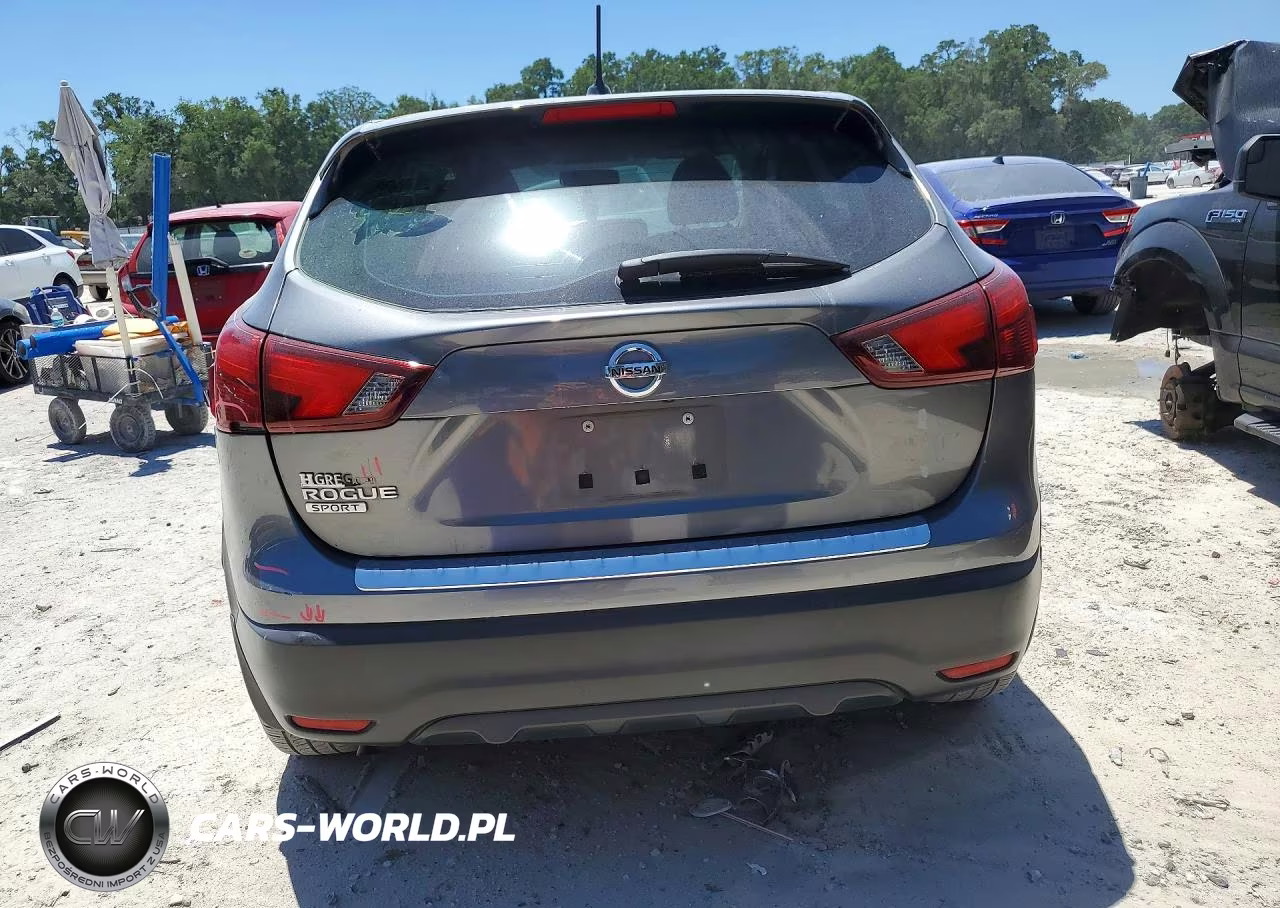 2018 Nissan Rogue Sport S VIN:JN1BJ1CP4JW108367 - 6