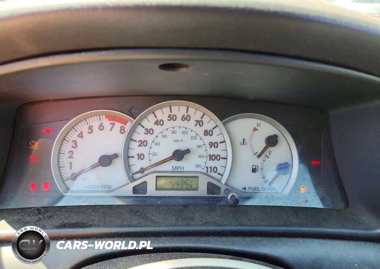 2007 Toyota Corolla S VIN:1NXBR32E47Z860135 - 9