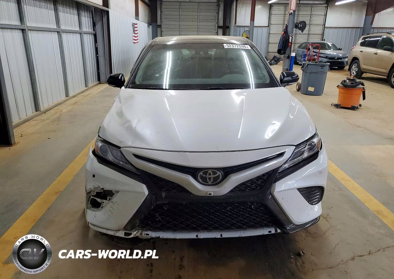 2018 Toyota Camry Xse V6 VIN:4T1BZ1HK2JU021268 - 5