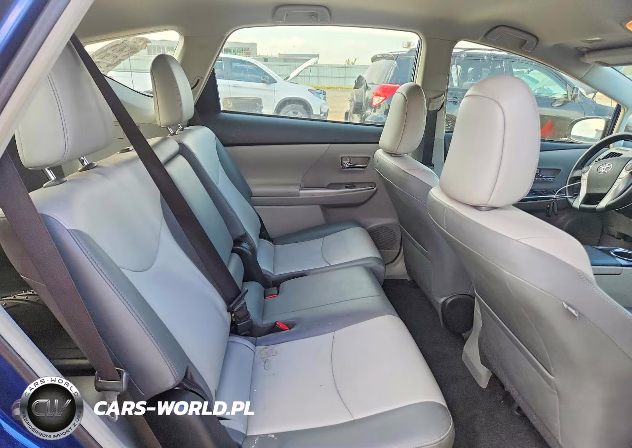 2017 Toyota Prius VIN:JTDZN3EU2HJ067839 - 10