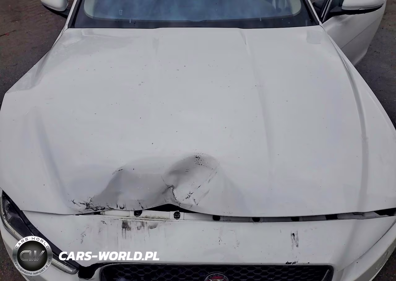 2017 Jaguar Xe Premium VIN:SAJAD4BG7HA964516 - 11