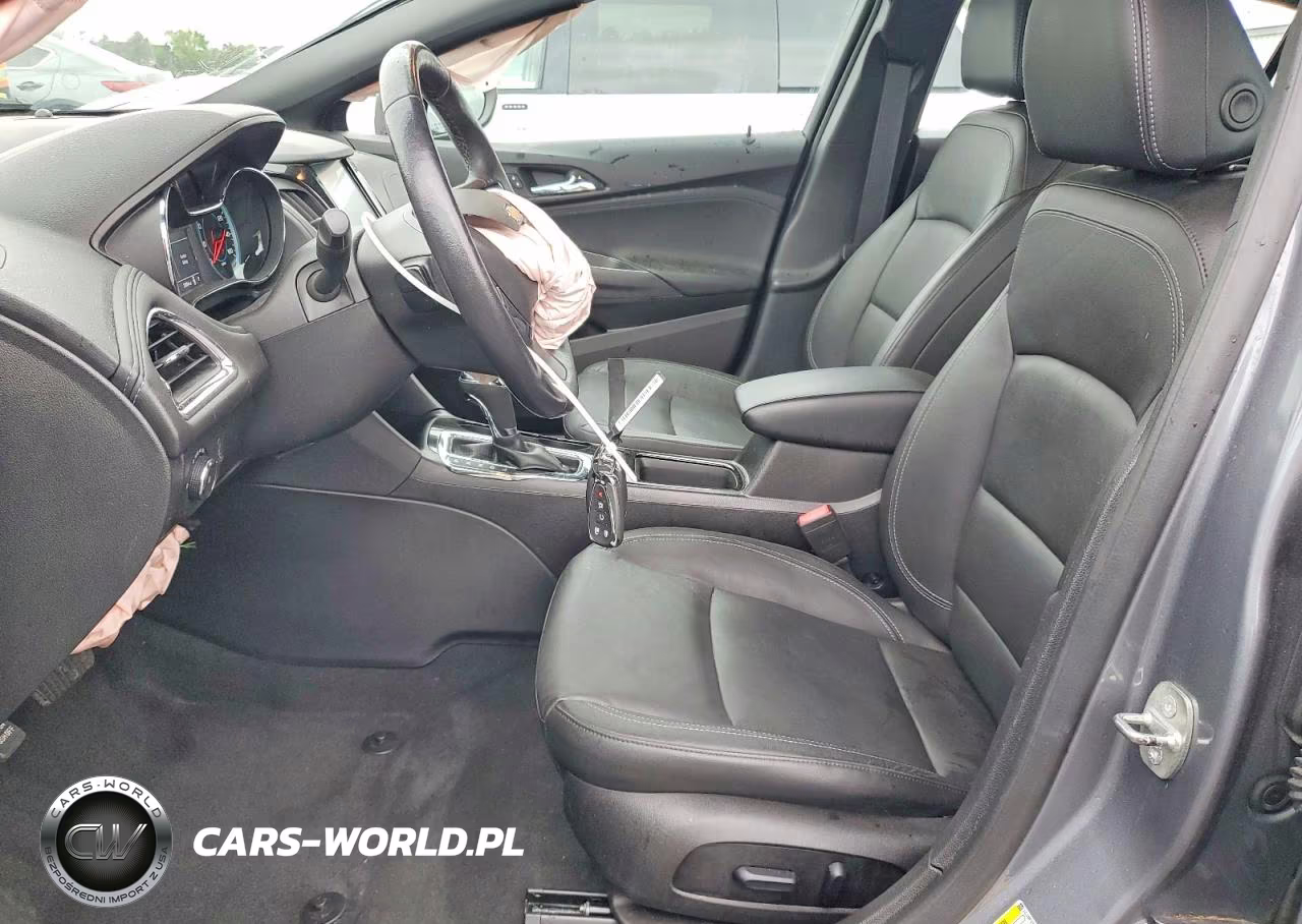 2018 Chevrolet Cruze Premier VIN:1G1BF5SM2J7179857 - 7