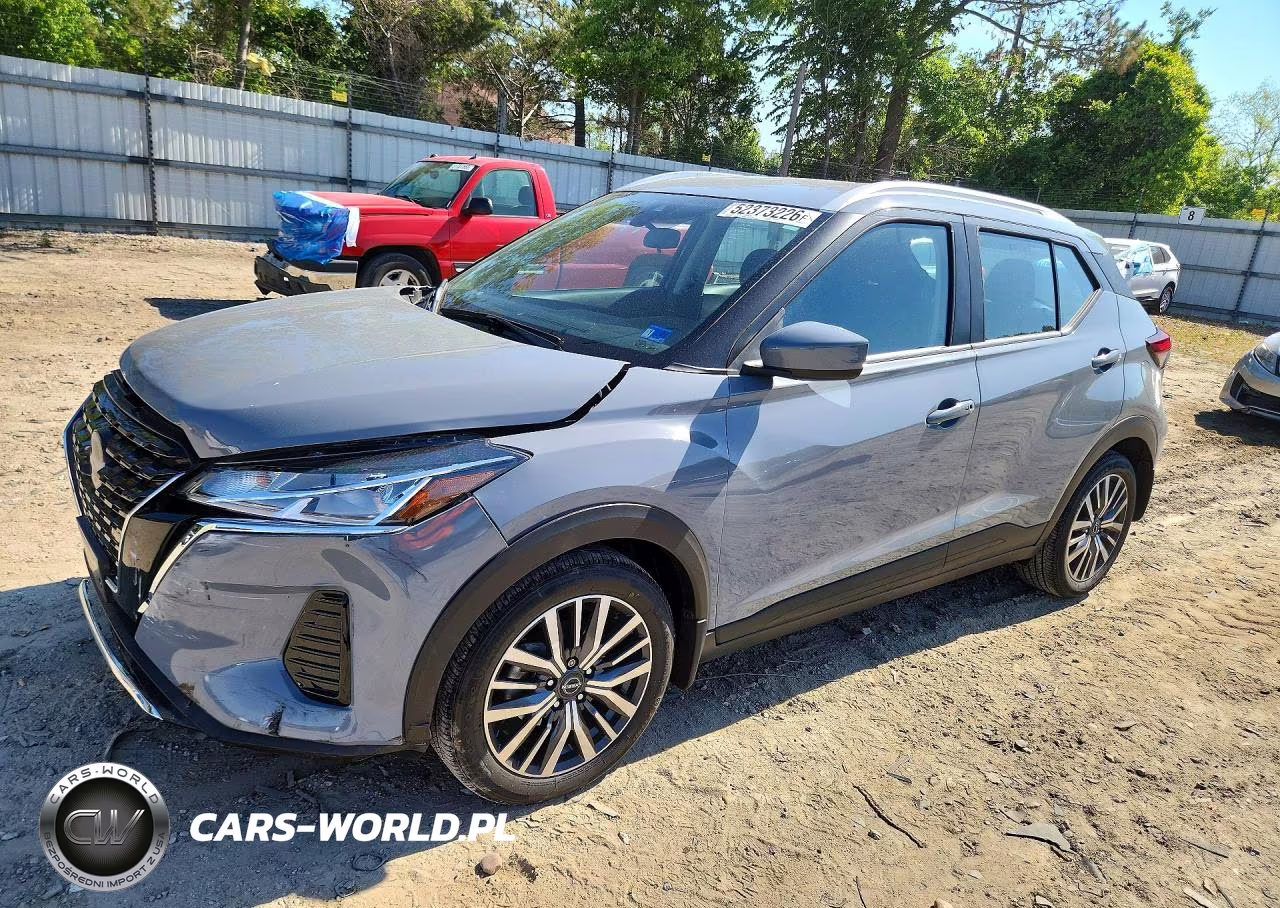 2023 Nissan Kicks Sv