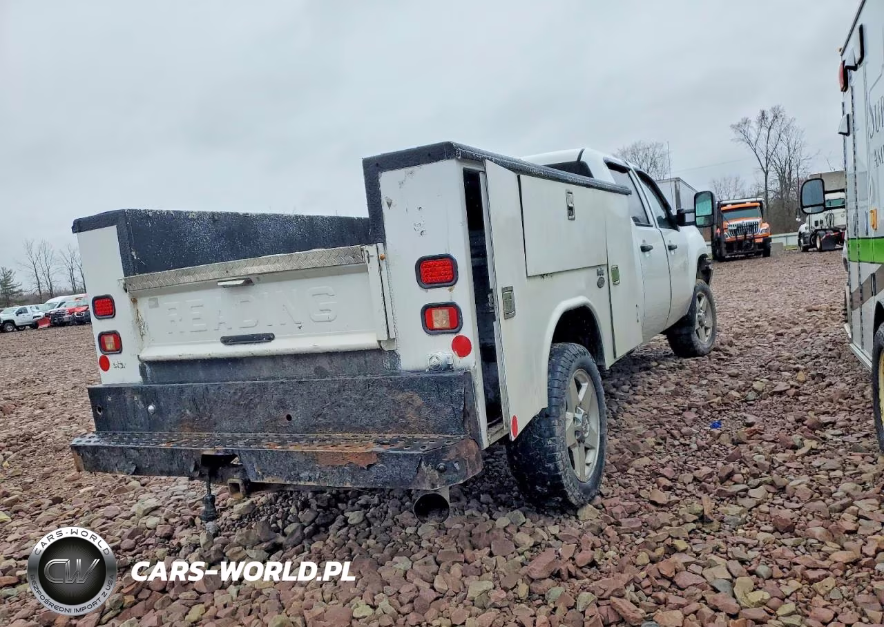 2014 GMC Sierra 3500 Hd Utility - Service Truck VIN:1GT422C8XEF176874 - 4