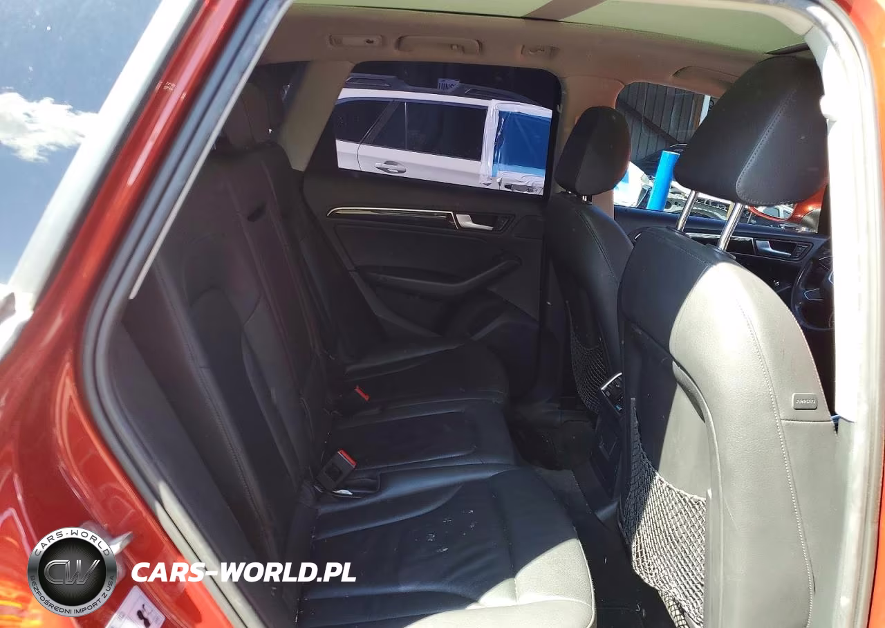 2014 Audi Q5 Premium Plus VIN:WA1LFAFP7EA083833 - 10
