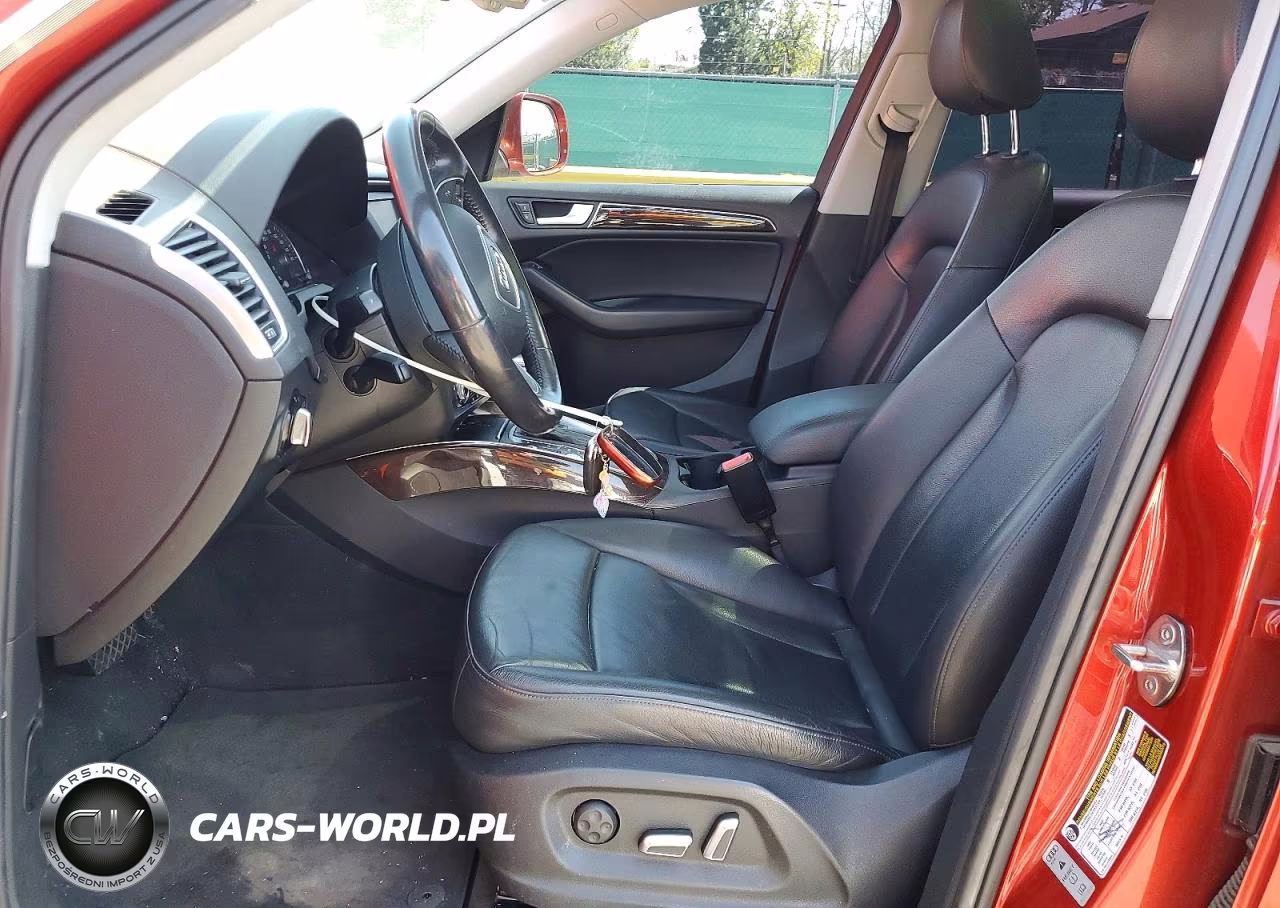 2014 Audi Q5 Premium Plus VIN:WA1LFAFP7EA083833 - 7