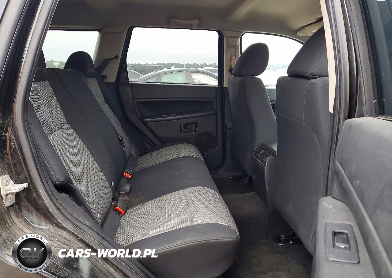 2008 Jeep Grand Cherokee Laredo VIN:1J8GS48K68C121852 - 11