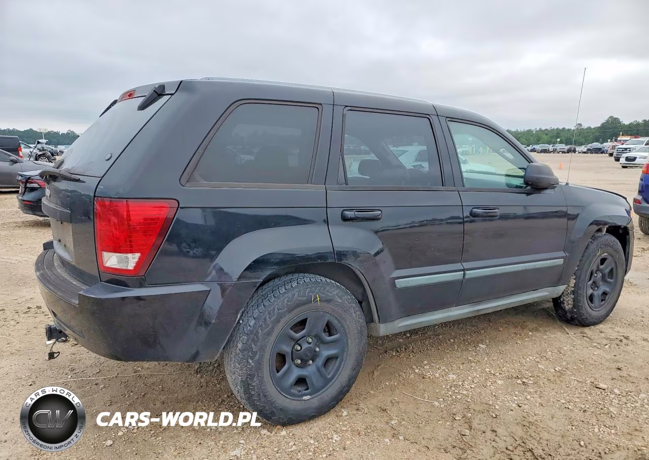 2008 Jeep Grand Cherokee Laredo VIN:1J8GS48K68C121852 - 3