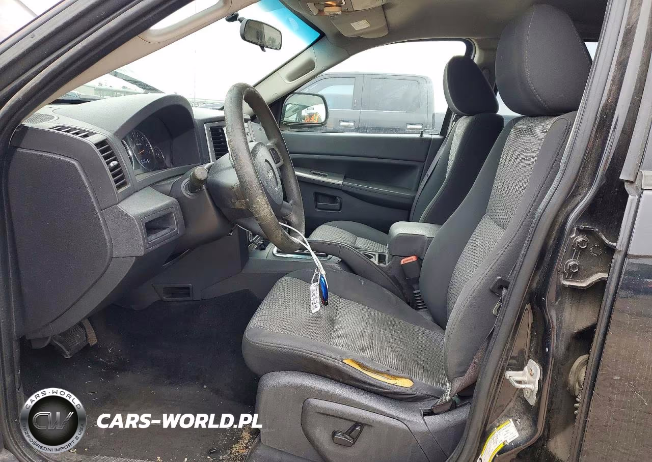 2008 Jeep Grand Cherokee Laredo VIN:1J8GS48K68C121852 - 7