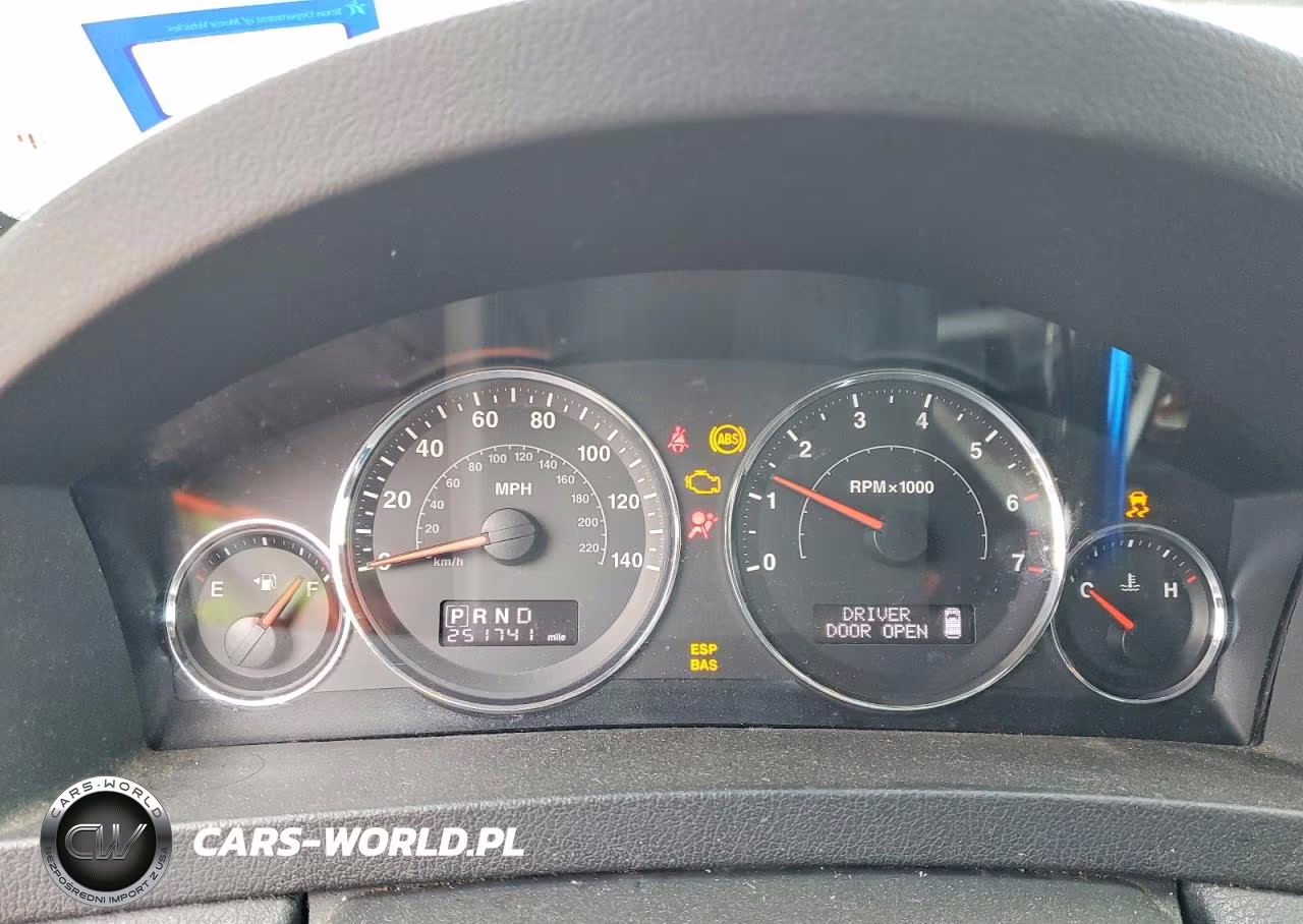 2008 Jeep Grand Cherokee Laredo VIN:1J8GS48K68C121852 - 9