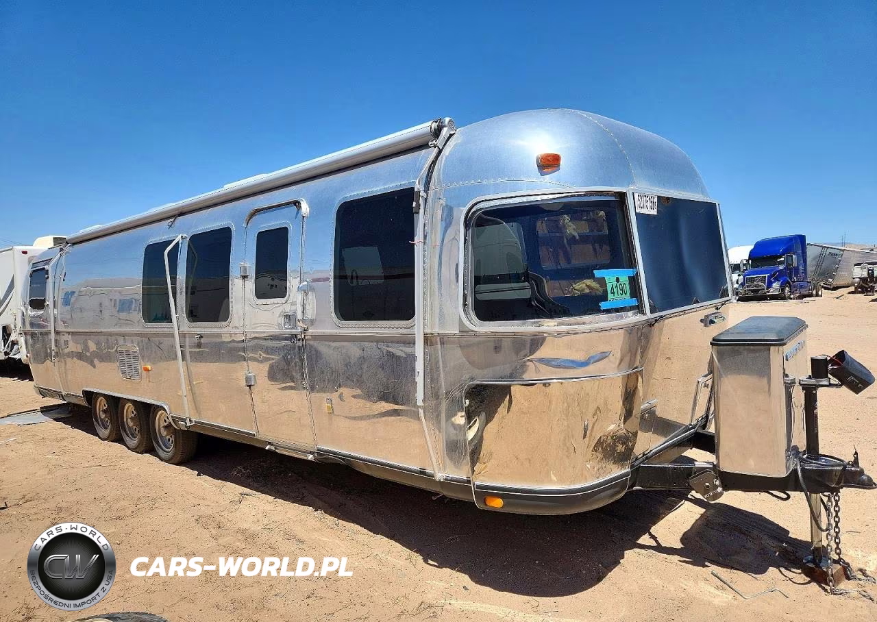 1998 Airstream Excella Camper
