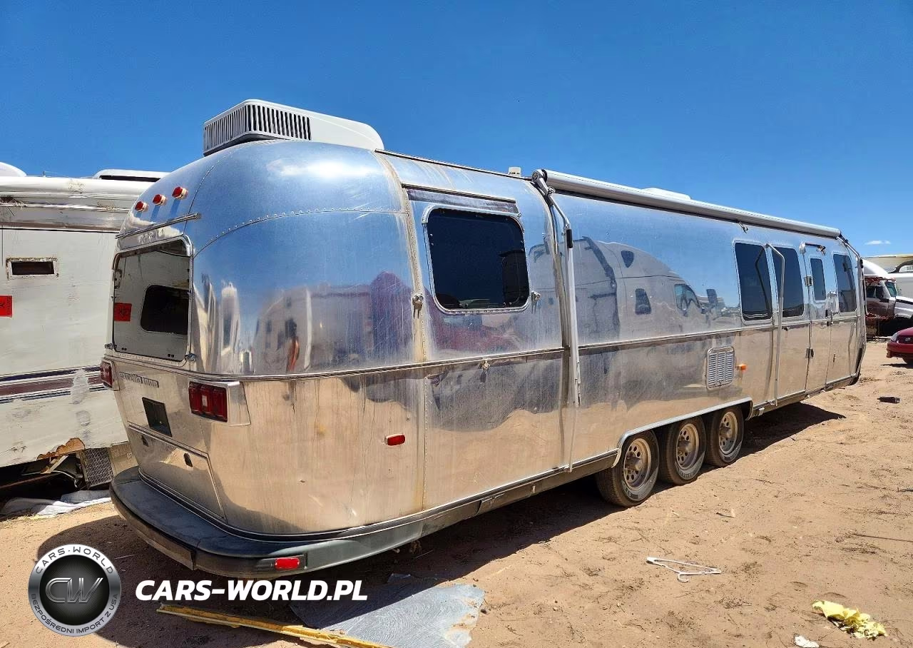 1998 Airstream Excella Camper VIN:1STHEYU38WJ511919 - 4