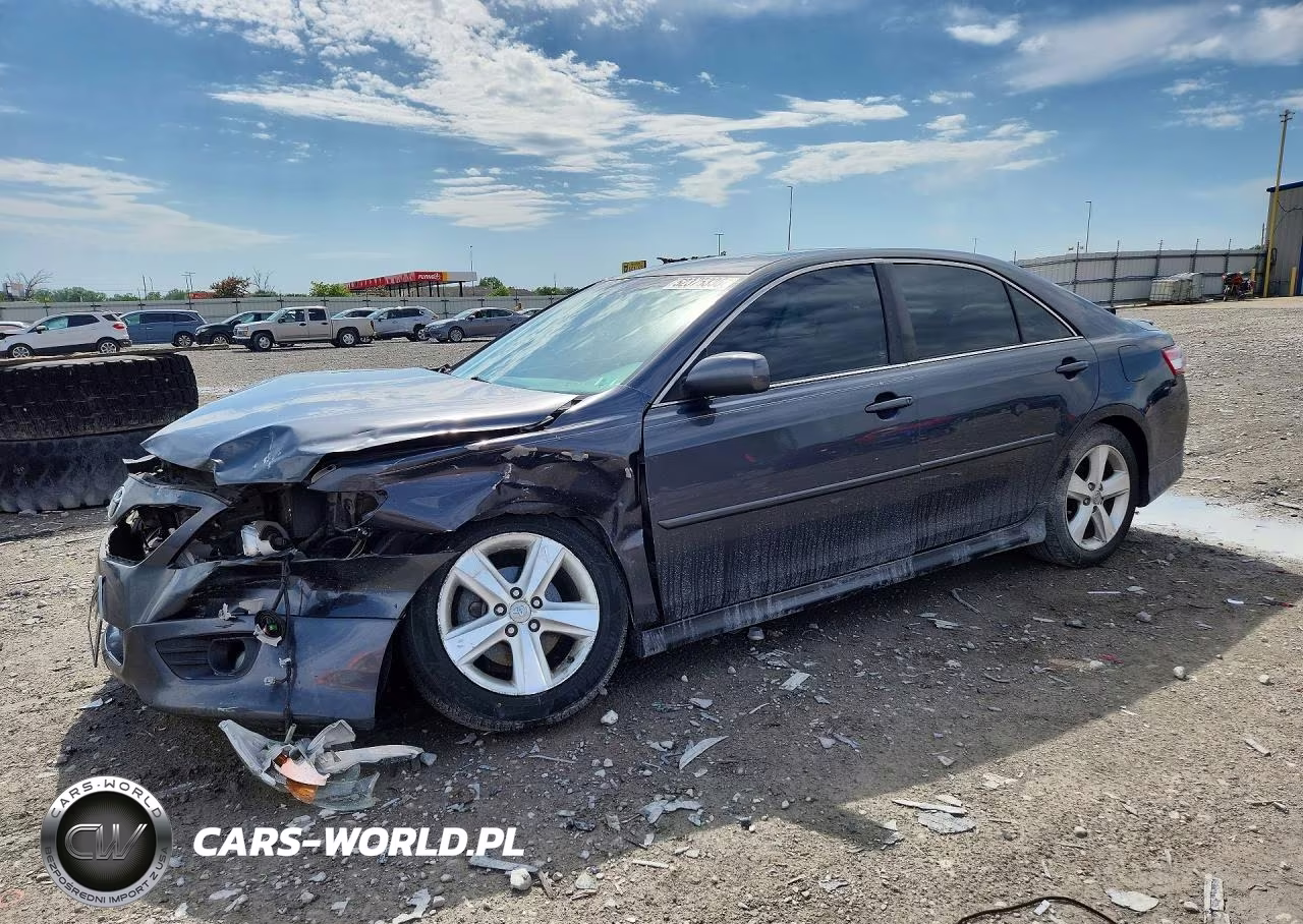 2011 Toyota Camry Se – zdjęcie 1 z 12