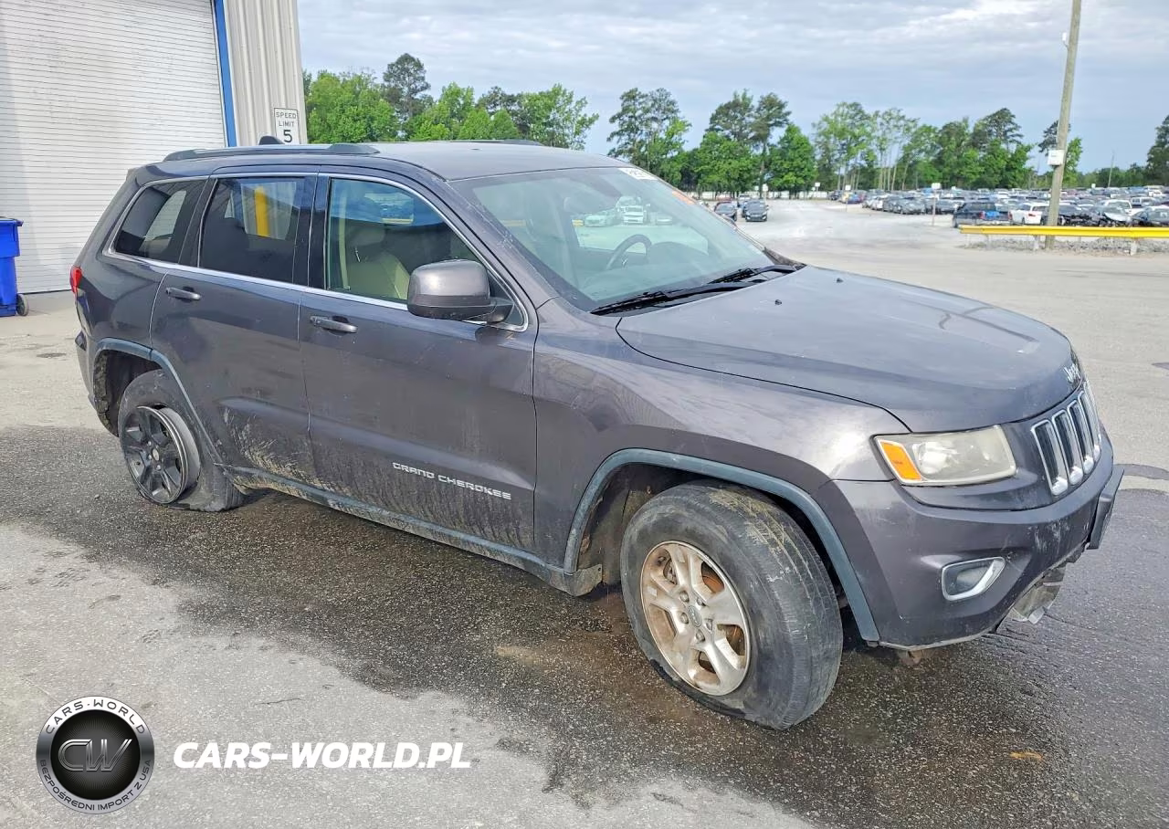 2016 Jeep Grand Cherokee Laredo VIN:1C4RJEAG8GC359053 - 4