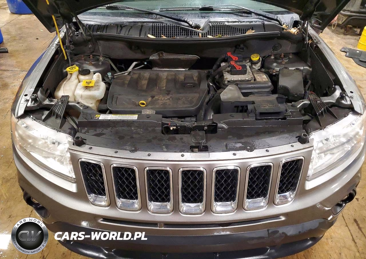 2013 Jeep Compass Latitude VIN:1C4NJDEB5DD236176 - 12
