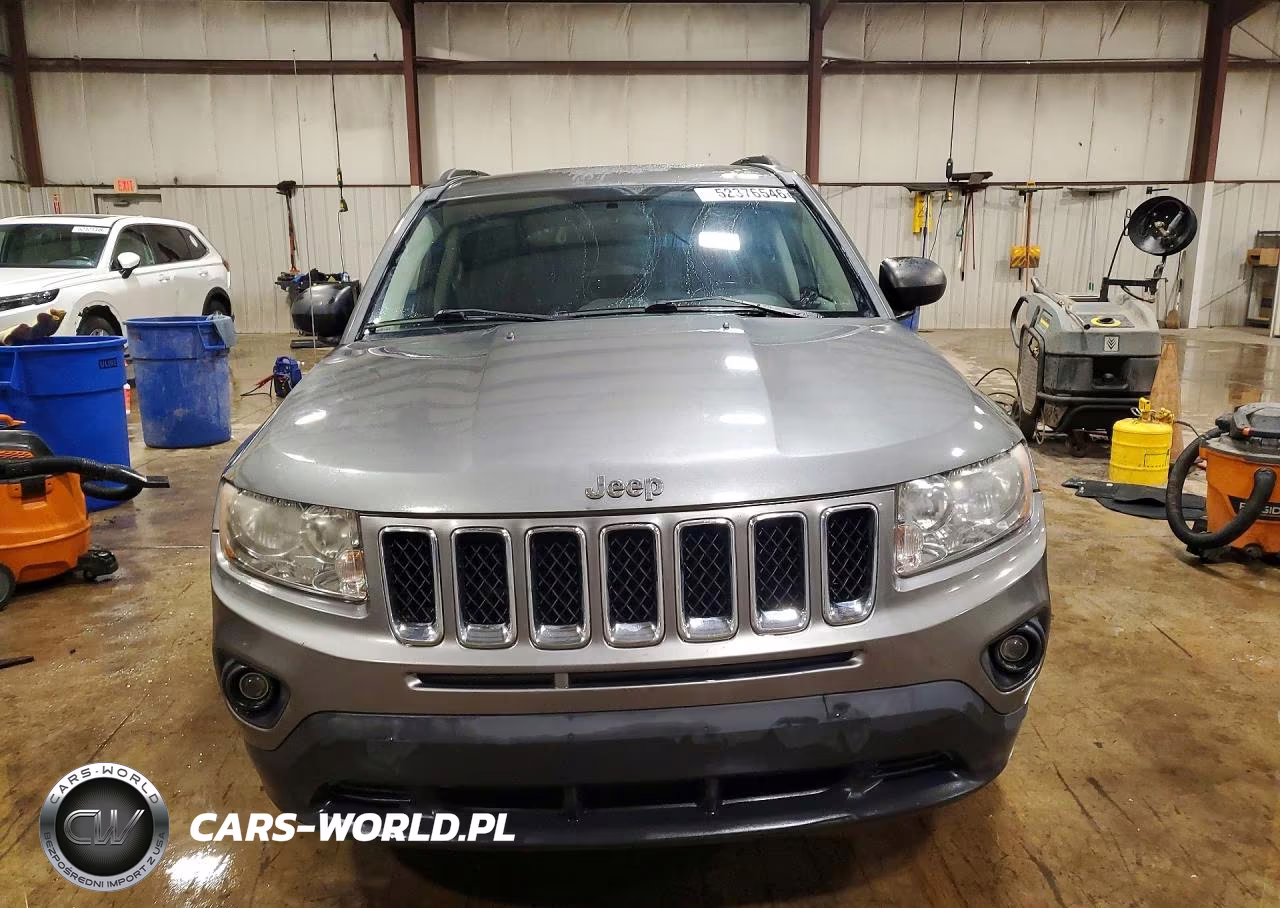 2013 Jeep Compass Latitude VIN:1C4NJDEB5DD236176 - 5