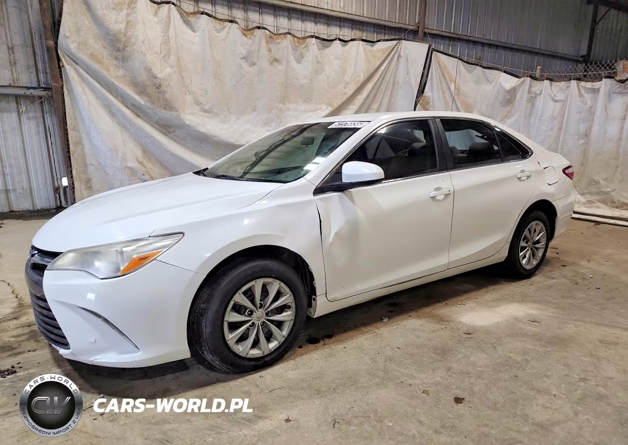 2017 Toyota Camry Le – zdjęcie 1 z 13