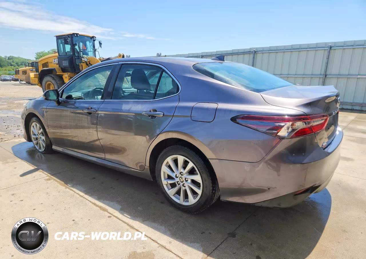 2021 Toyota Camry Le VIN:4T1C11AK1MU451383 - 2