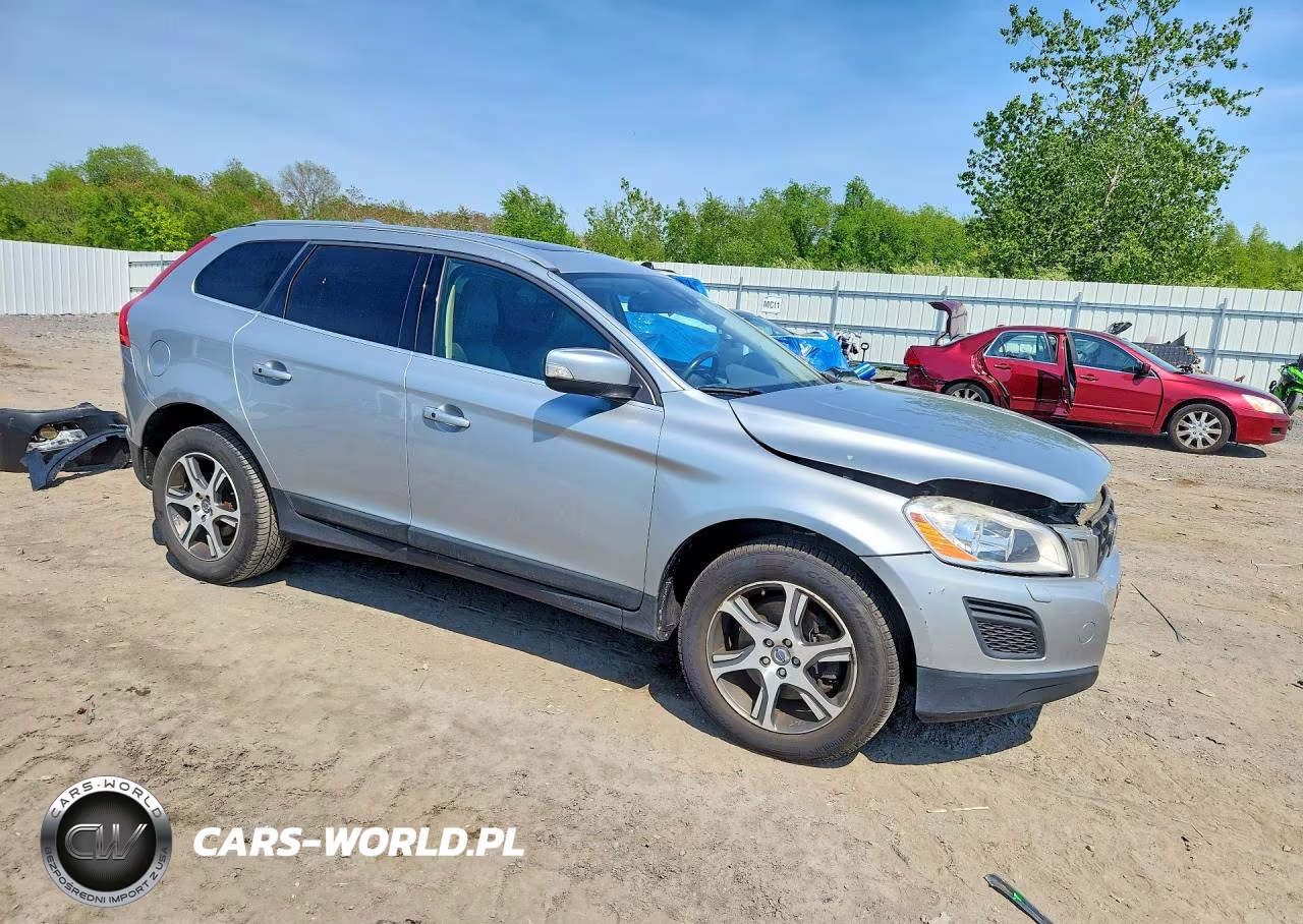 2013 Volvo Xc60 T6 VIN:YV4902DZ7D2462266 - 4