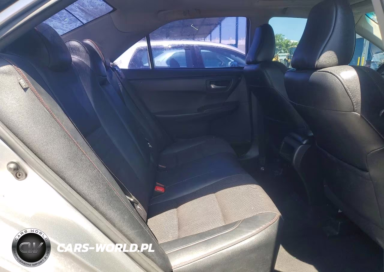 2017 Toyota Camry Se VIN:4T1BF1FK3HU306518 - 10