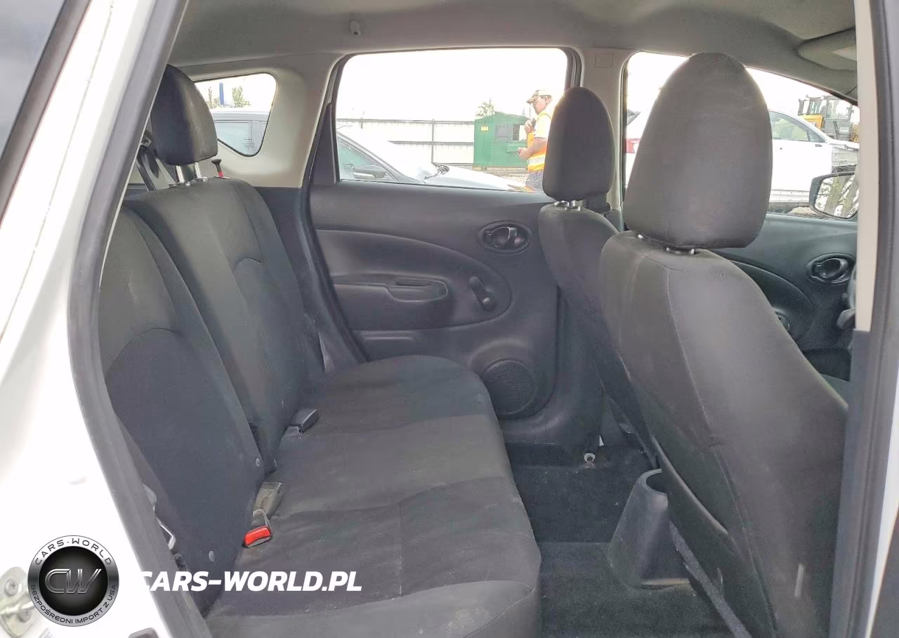 2019 Nissan Versa Note S VIN:3N1CE2CP4KL360447 - 10