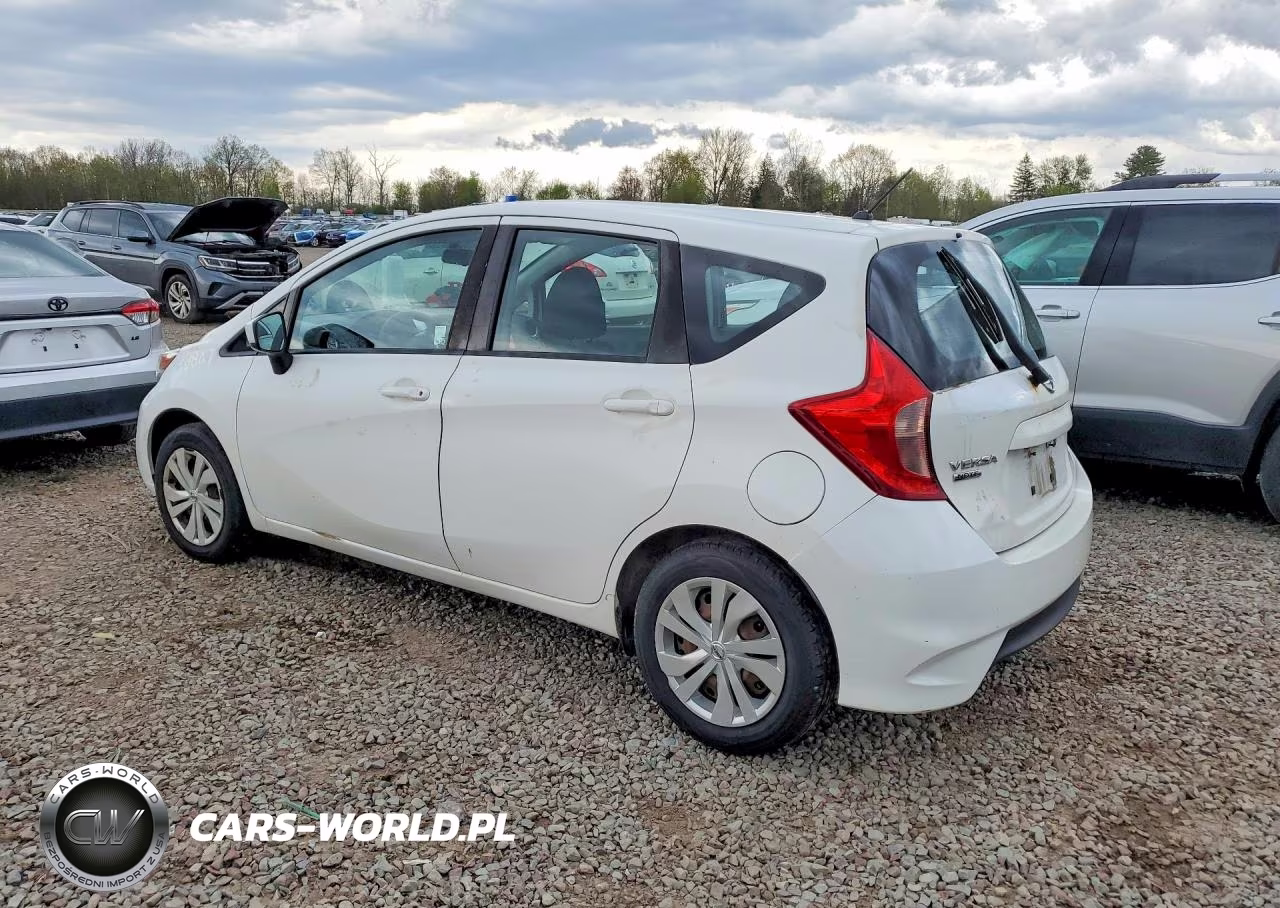 2019 Nissan Versa Note S VIN:3N1CE2CP4KL360447 - 2