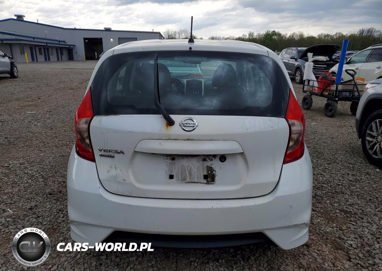 2019 Nissan Versa Note S VIN:3N1CE2CP4KL360447 - 6