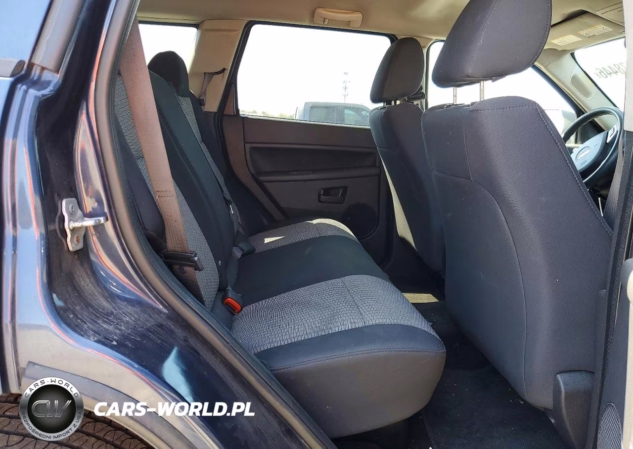 2008 Jeep Grand Cherokee Laredo VIN:1J8GR48K78C232745 - 11