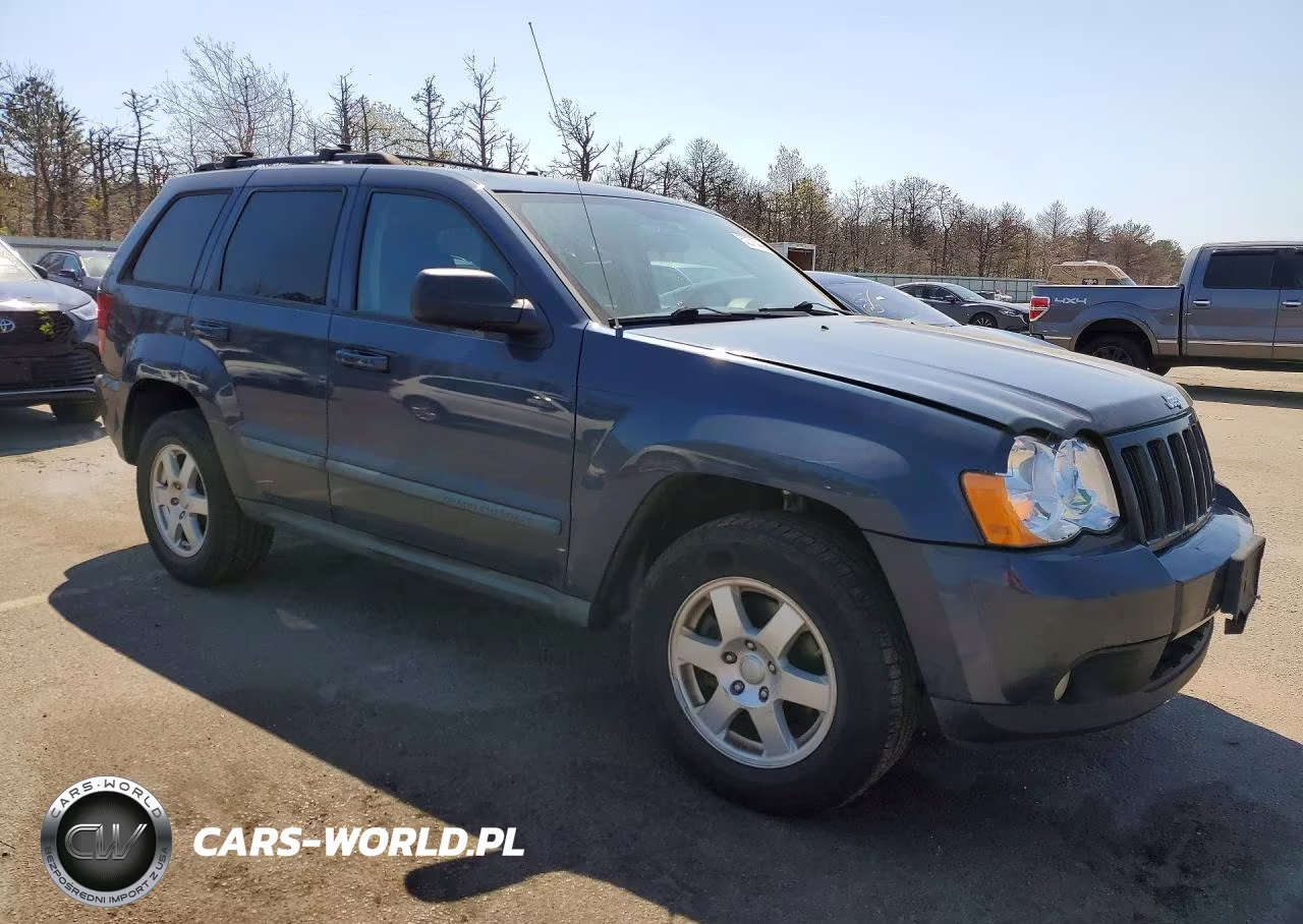 2008 Jeep Grand Cherokee Laredo VIN:1J8GR48K78C232745 - 4