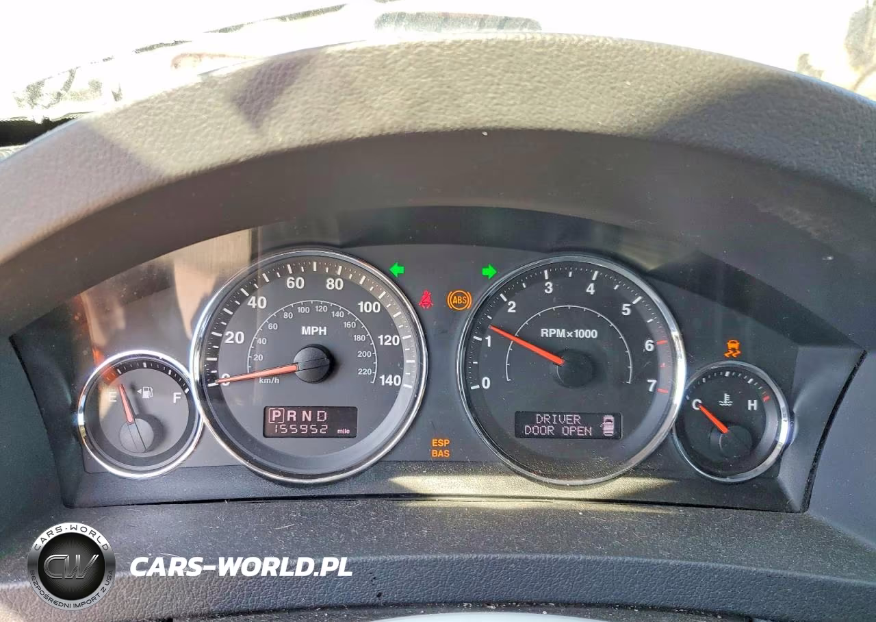2008 Jeep Grand Cherokee Laredo VIN:1J8GR48K78C232745 - 9