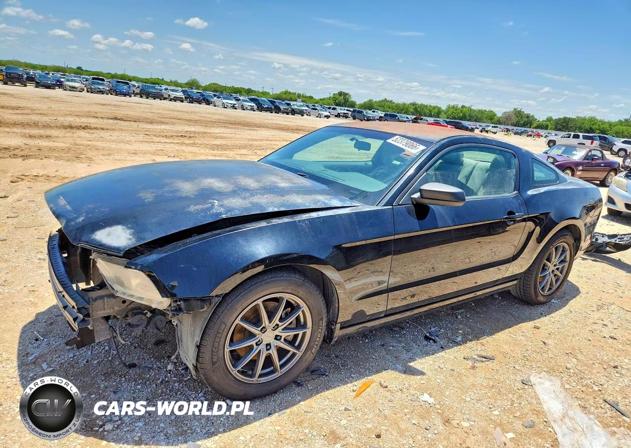 2014 Ford Mustang – zdjęcie 1 z 12