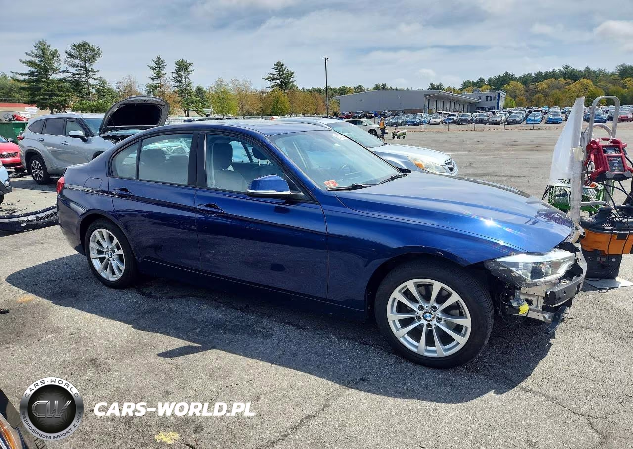 2018 BMW 320 Xi VIN:WBA8E5G59JNU46393 - 4