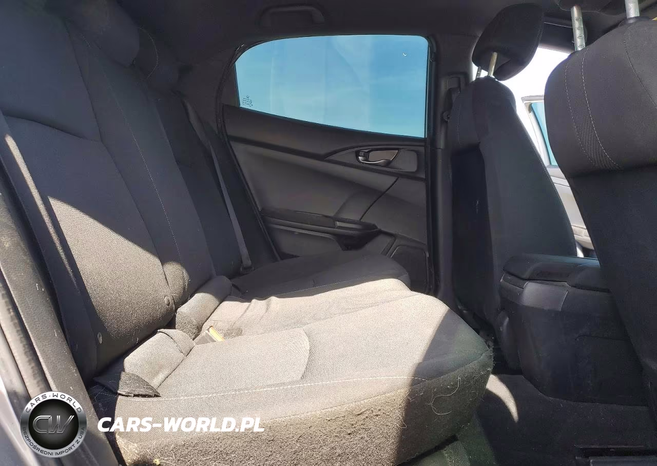 2018 Honda Civic Sport VIN:SHHFK7G43JU226332 - 10