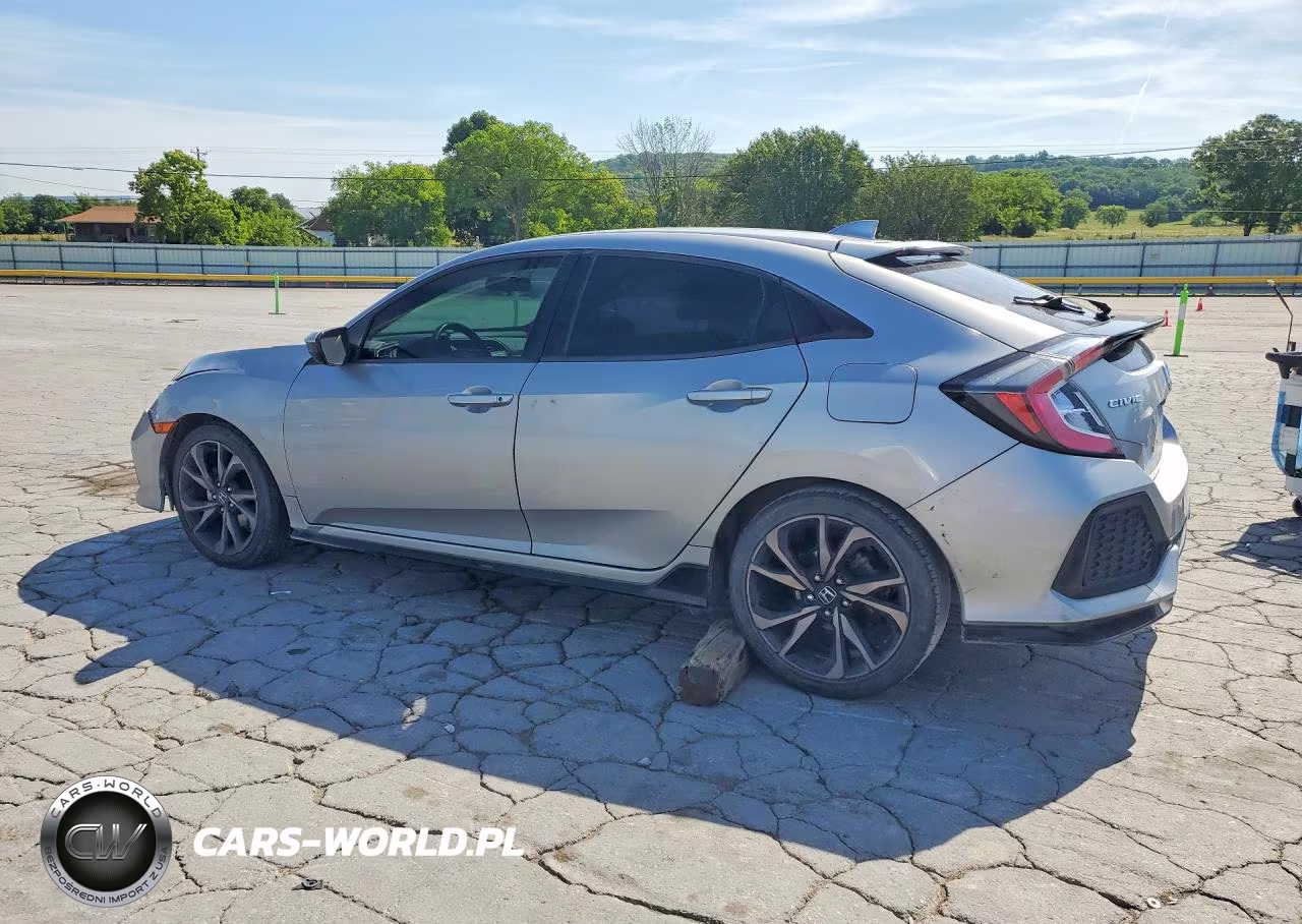 2018 Honda Civic Sport VIN:SHHFK7G43JU226332 - 2