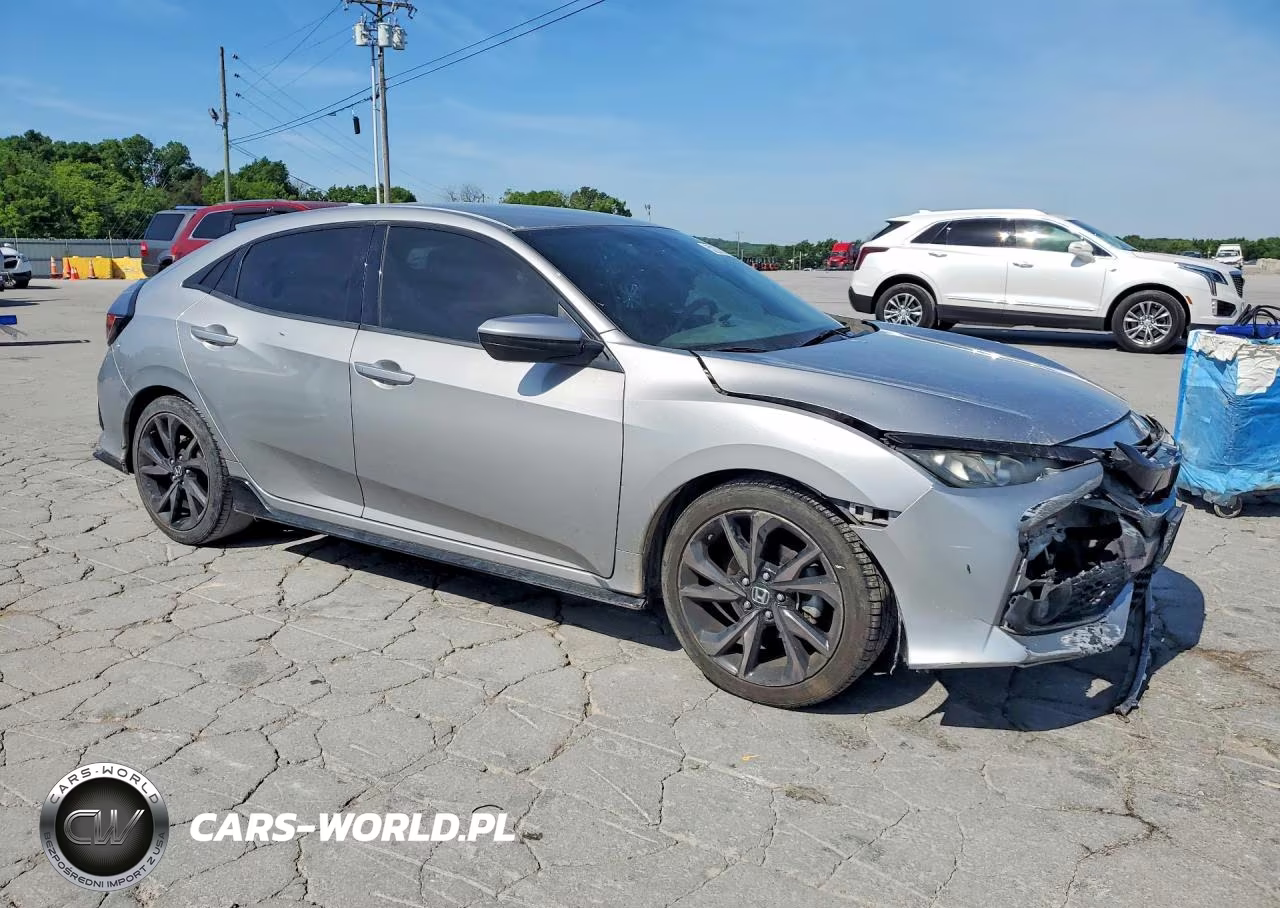 2018 Honda Civic Sport VIN:SHHFK7G43JU226332 - 4