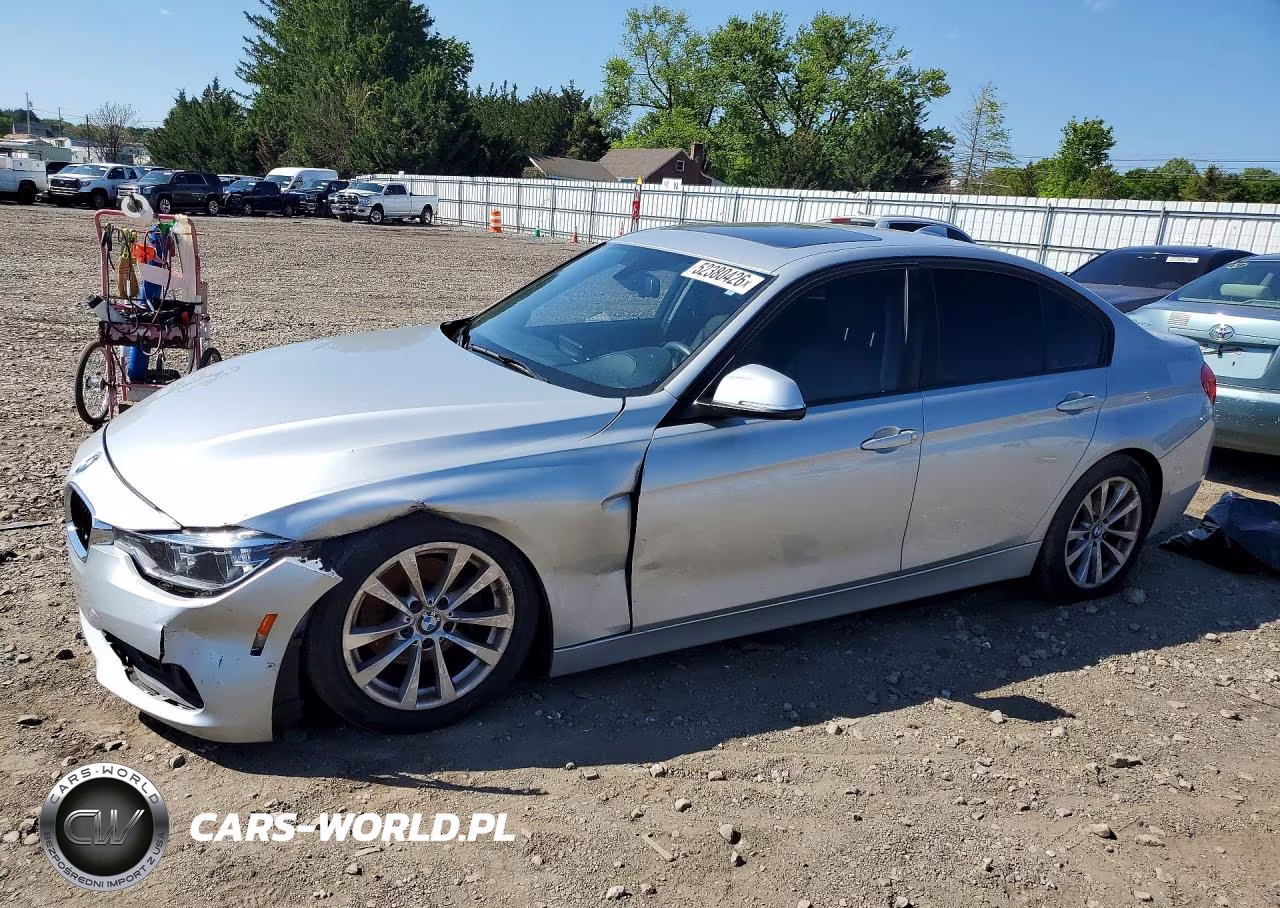 2018 BMW 320 Xi – zdjęcie 1 z 12