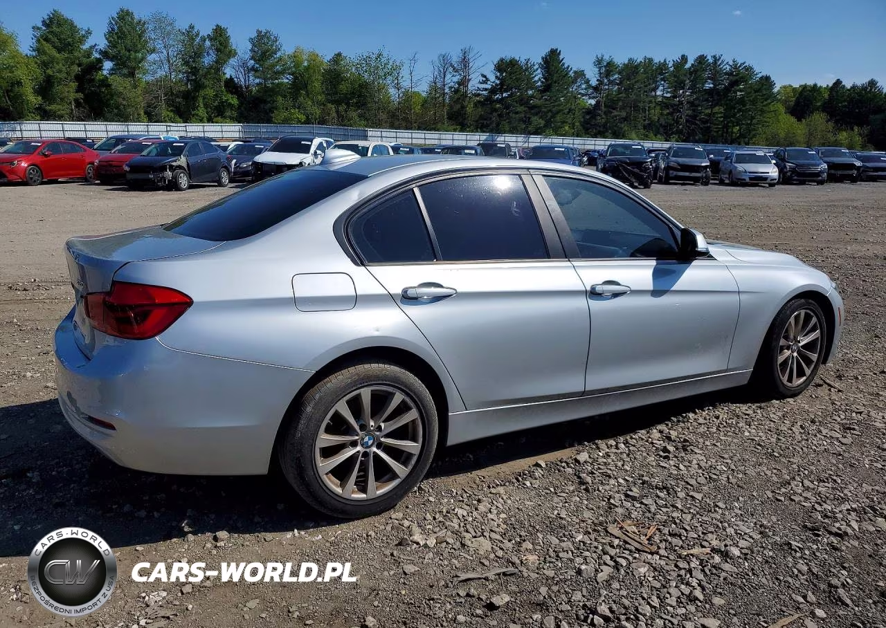 2018 BMW 320 Xi VIN:WBA8E5G57JNU47185 - 3