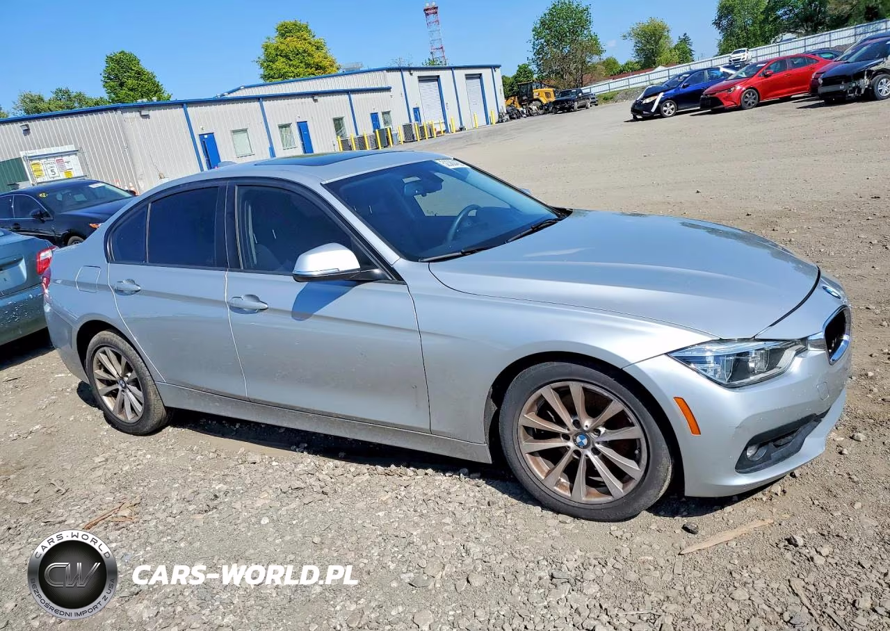 2018 BMW 320 Xi VIN:WBA8E5G57JNU47185 - 4