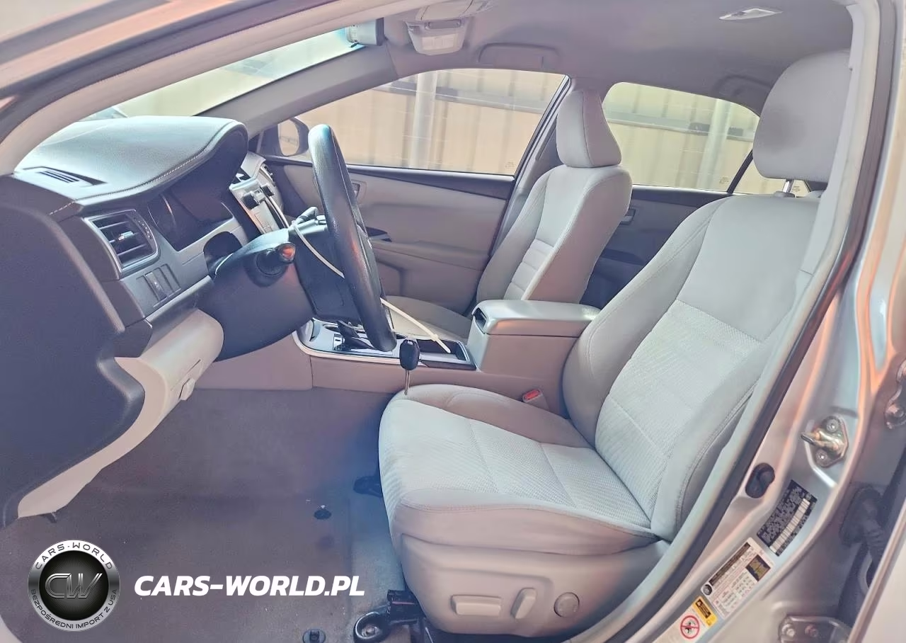 2017 Toyota Camry Le VIN:4T1BF1FKXHU766341 - 7