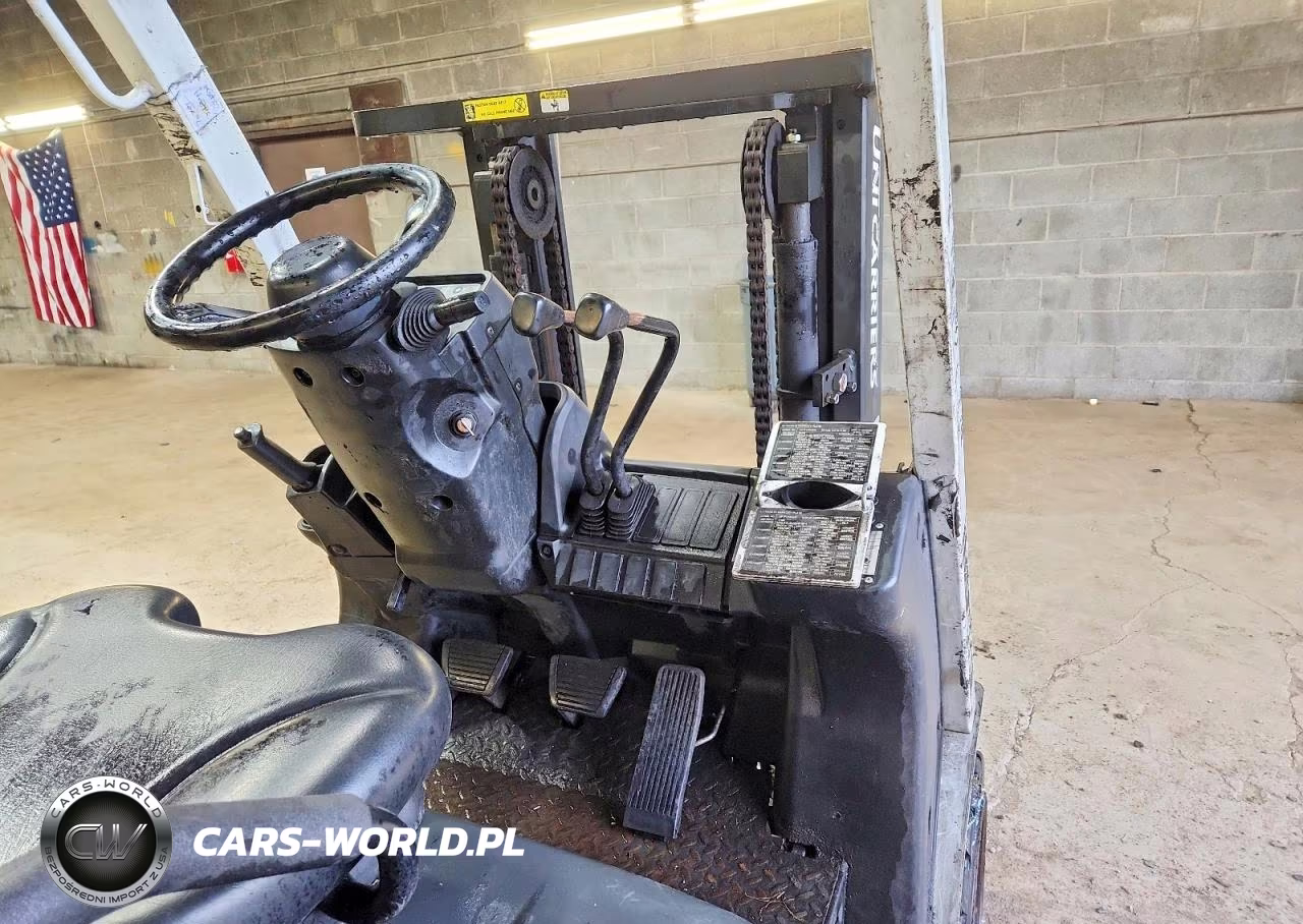 2014 Nissan Unknown Cushion Tire Or Pneumatic Forklift Forklift VIN:CP1F29W4292 - 5