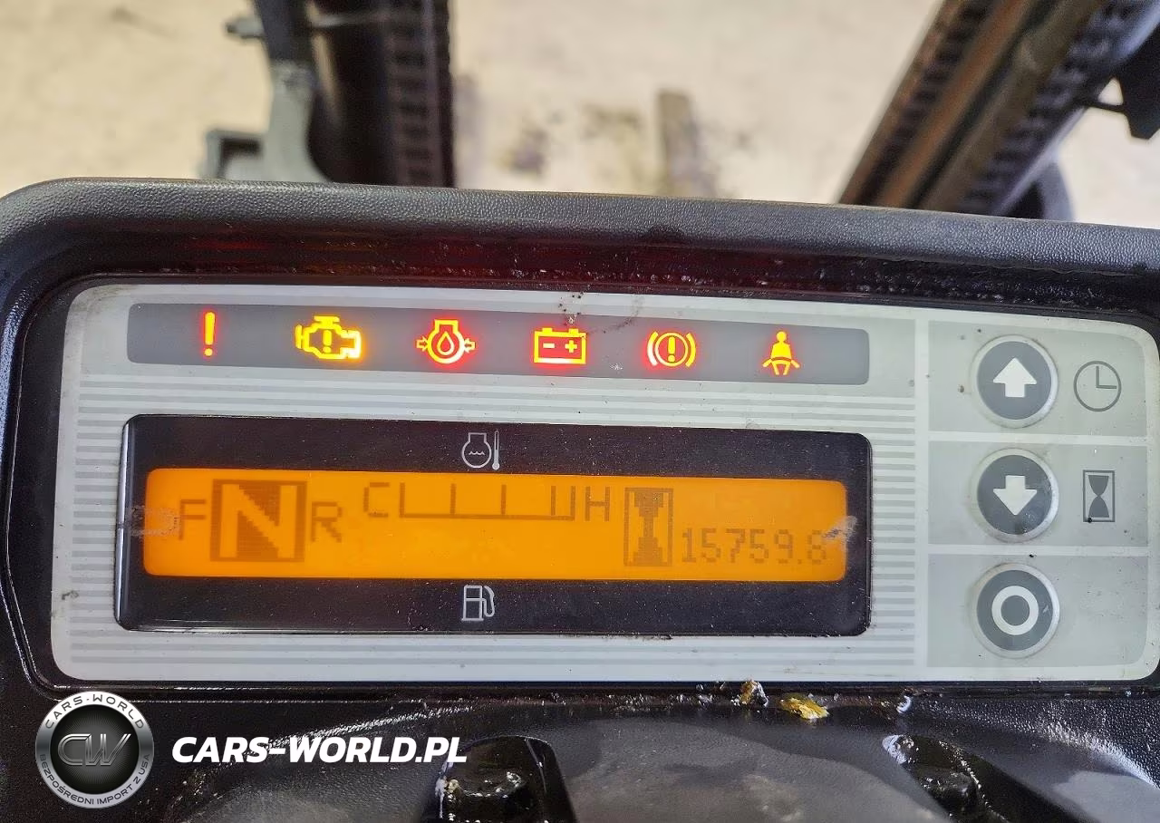2014 Nissan Unknown Cushion Tire Or Pneumatic Forklift Forklift VIN:CP1F29W4292 - 8