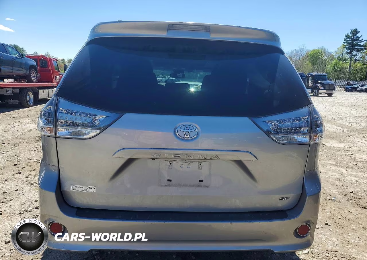 2015 Toyota Sienna Sport VIN:5TDXK3DC2FS686899 - 6