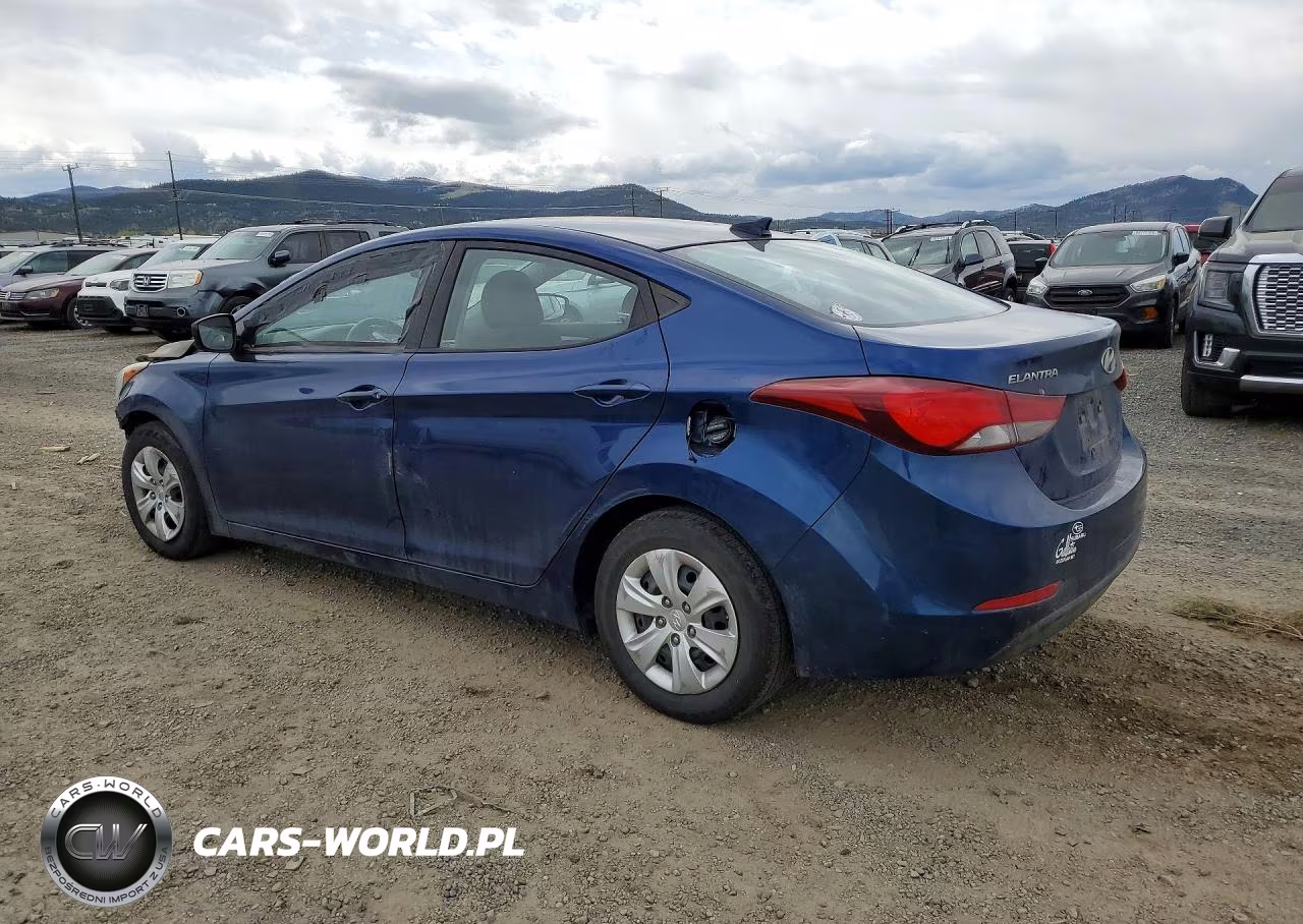 2016 Hyundai Elantra Se VIN:5NPDH4AE2GH700675 - 2