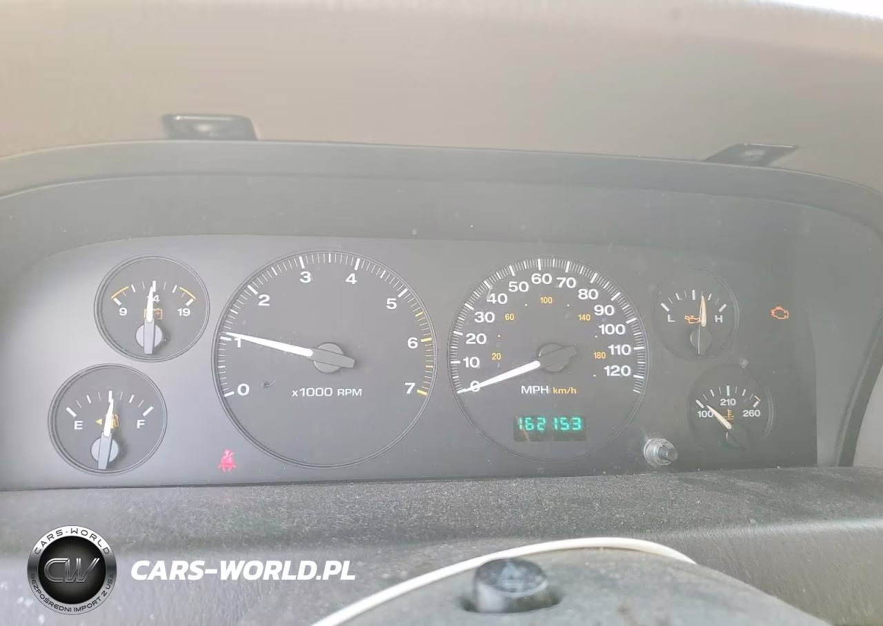 2004 Jeep Grand Cherokee Laredo VIN:1J4GX48S94C218587 - 9