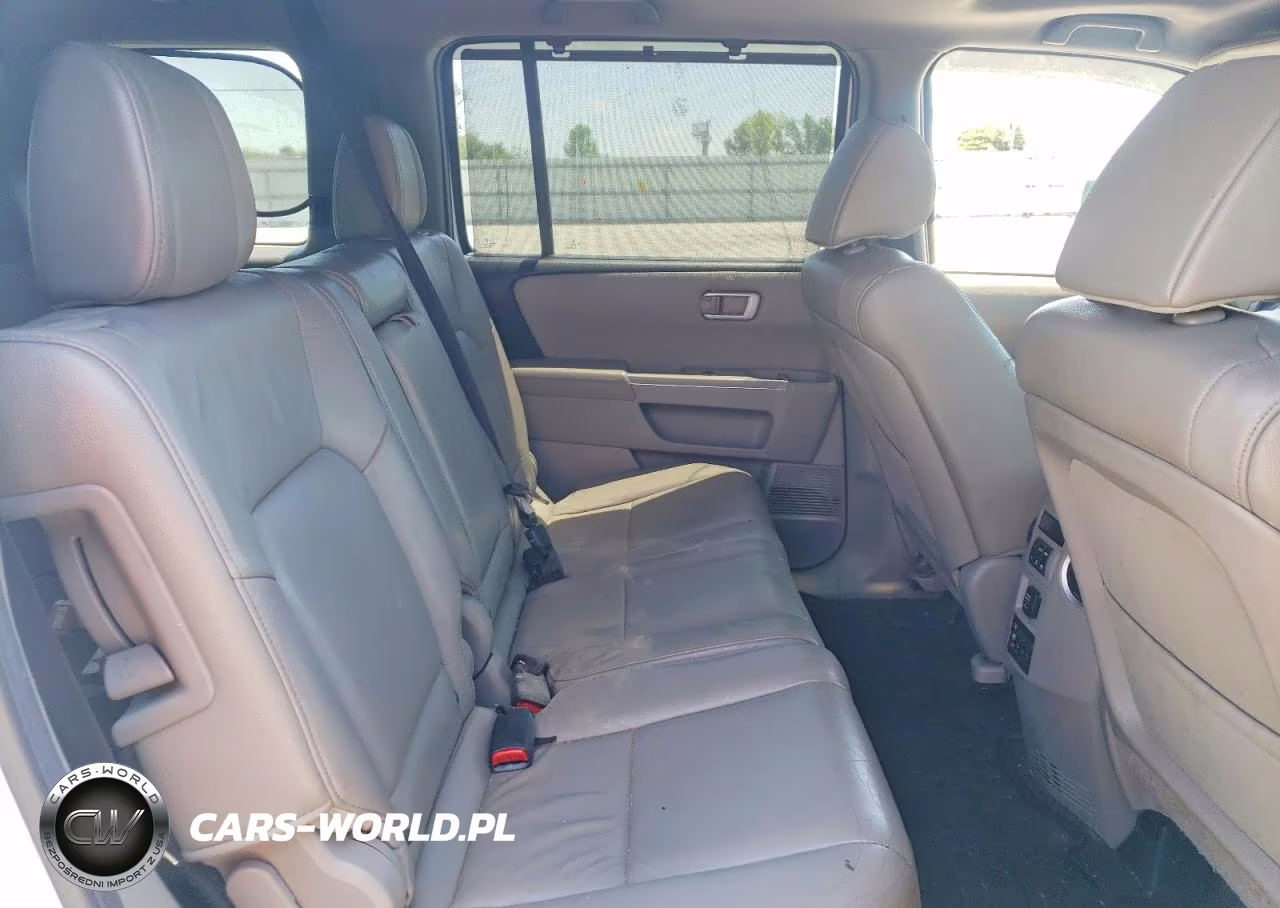 2012 Honda Pilot Touring VIN:5FNYF4H98CB041560 - 11