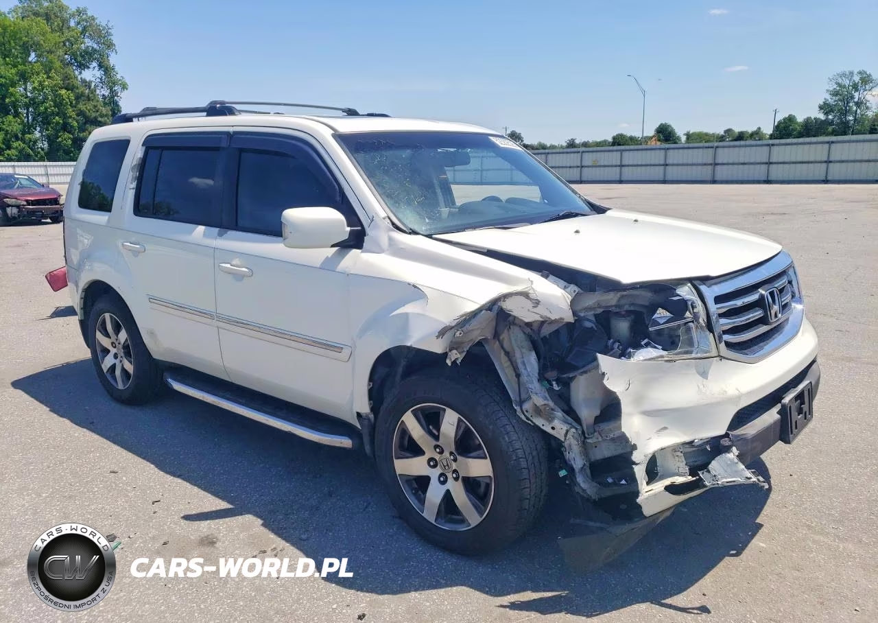 2012 Honda Pilot Touring VIN:5FNYF4H98CB041560 - 4