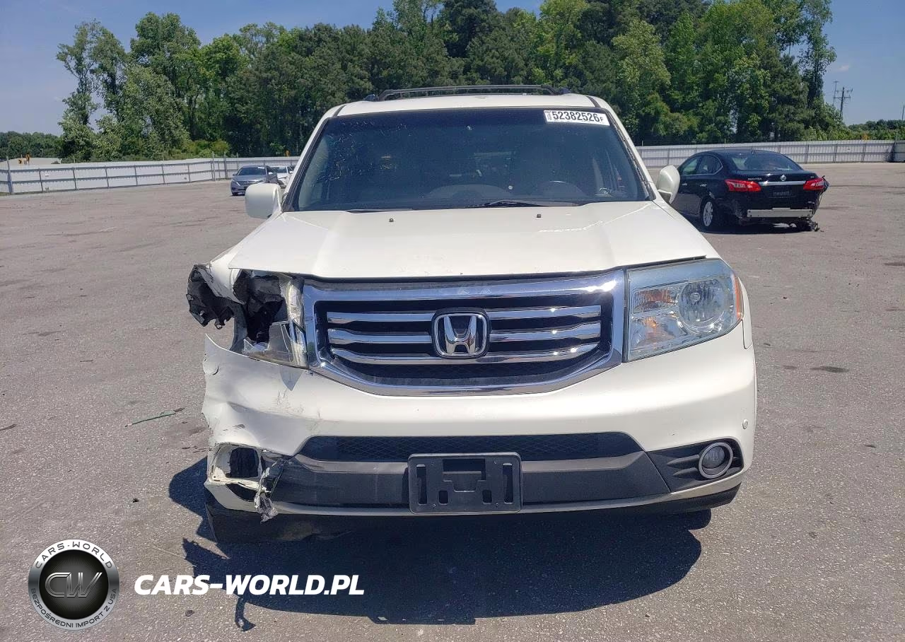 2012 Honda Pilot Touring VIN:5FNYF4H98CB041560 - 5