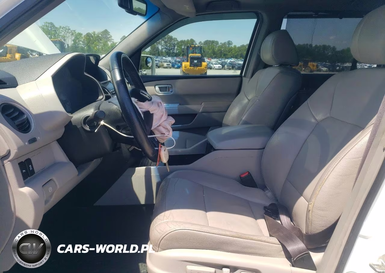 2012 Honda Pilot Touring VIN:5FNYF4H98CB041560 - 7